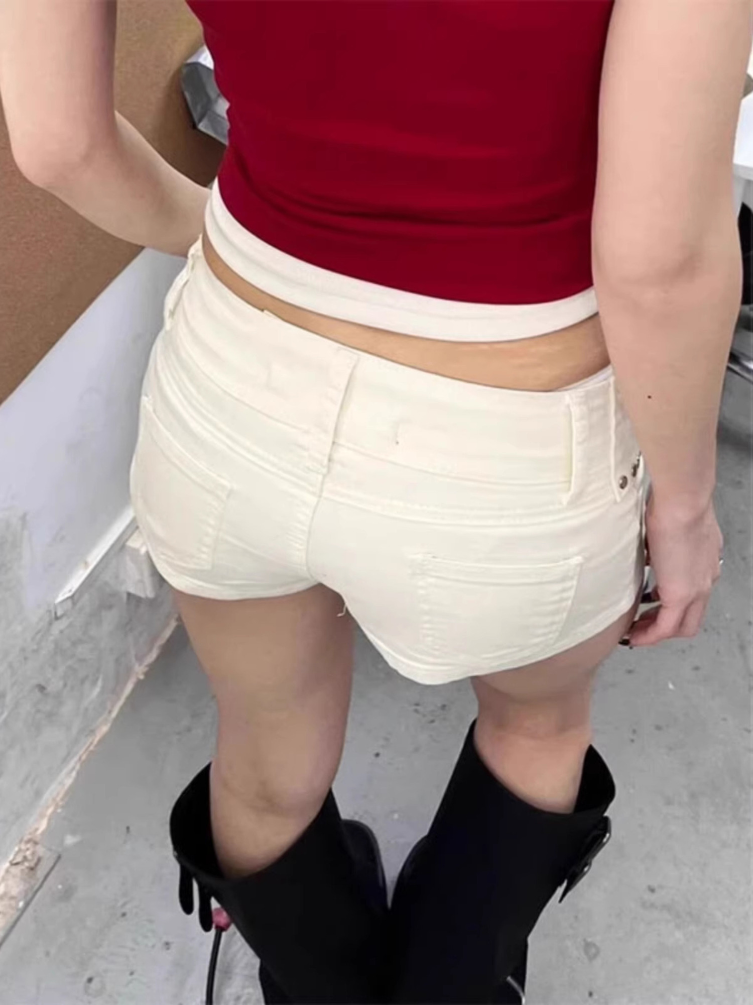 Women's Low Rise White Denim S - Streetwear Brand Shorts recension och pris